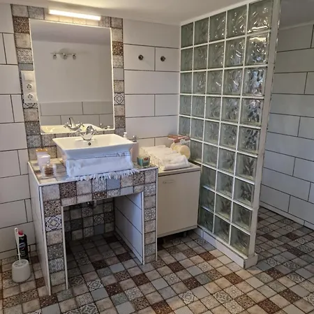 100 Eves Preshaz Ferienhaus *