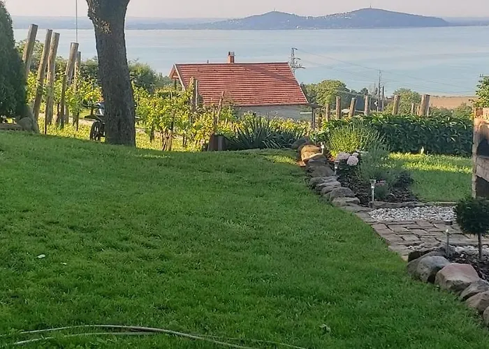 100 Eves Preshaz Badacsonyors