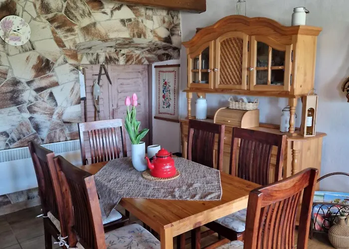 100 Eves Preshaz Holiday home *