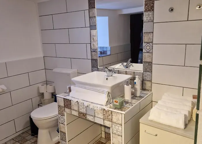 Holiday home 100 Eves Preshaz *